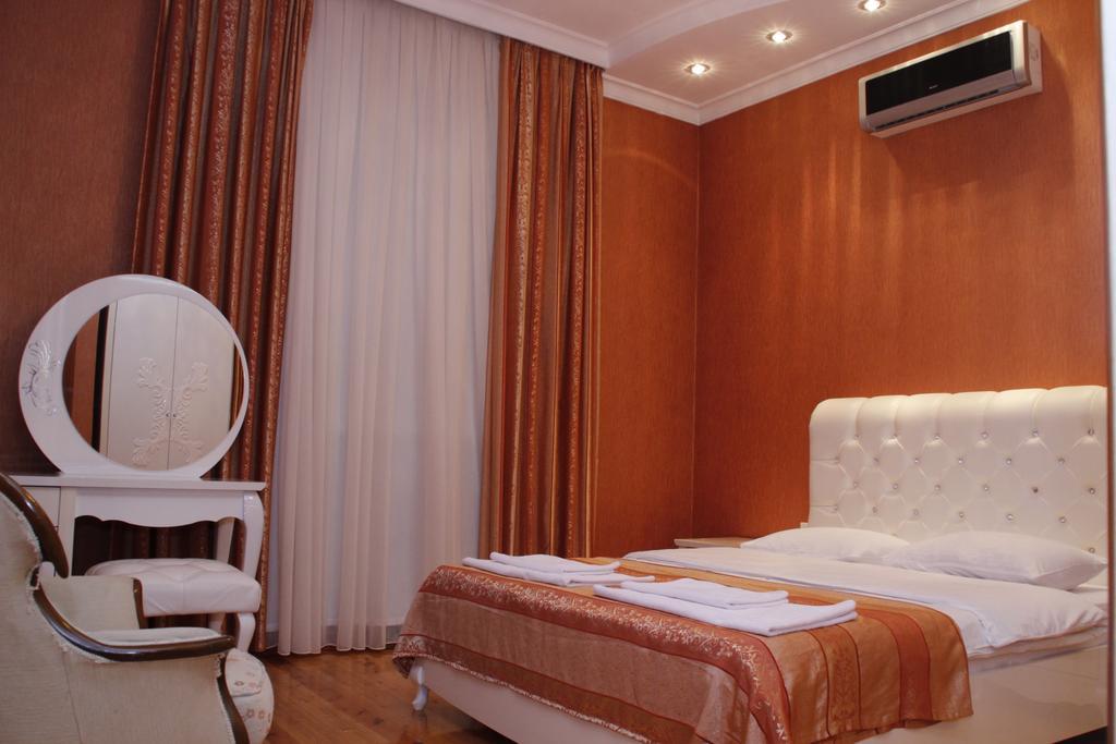 บากู บูติก มินิ โฮเต็ล Hotel ภายนอก รูปภาพ